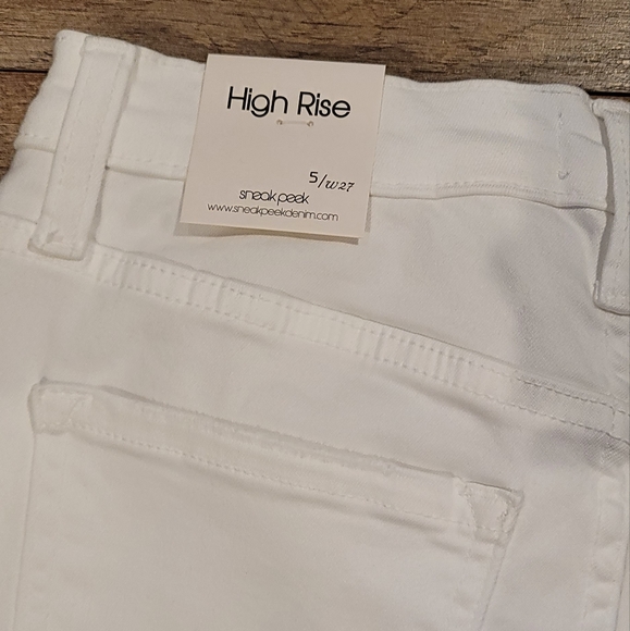 NWT Sneak Peak White Distressed Bell Bottom Flare Jeans - Picture 5 of 6